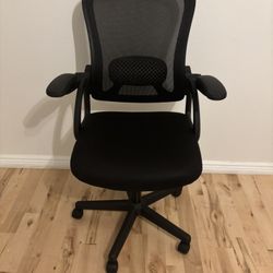 Black Mesh Back Office Chair With Flip Up Arms