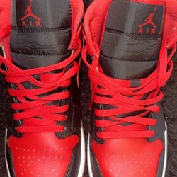 Jordan 1 Red