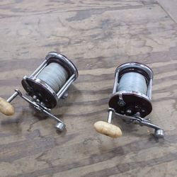 2 Penn 500 Jigmaster  Reels