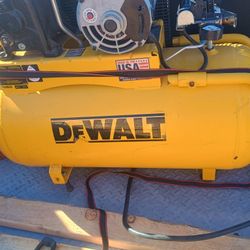 20 Gallon DeWalt Compressor 