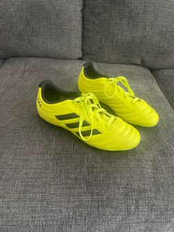 Boys soccer shoes