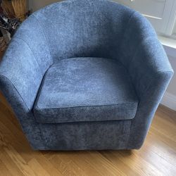 Accent Swivel Chair