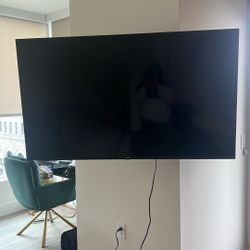 58inch Hisense Roku TV