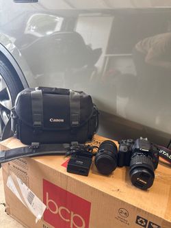 Canon EOS Rebel T7i DSLR Camera – Two-Lens Kit (18-55mm + 55-250mm), Bag & Charger