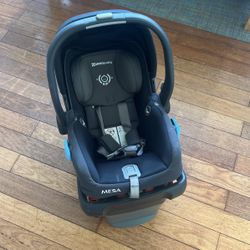 UPPAbaby Car seat/stroller Combo