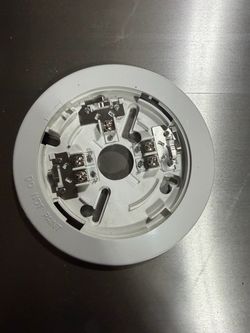 Bosch D7050 smokes plus base