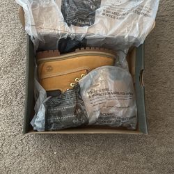 Toddler size 9 Timberlands