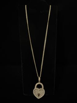 10k 17 Inch Chain With Heart Lock CZ Pendant  8.4 Grams