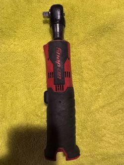 Snap on ratchet