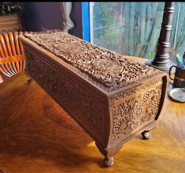 Hand carved rare music box made in india