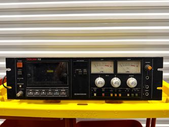 TASCAM 112 Black Cassette Deck Dolby B/C NR HX Pro Pitch Control VU Meter