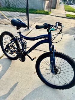 Genesis Belle Mountain bike, 24” lightweight aluminum frame, like new only ridden 2 times