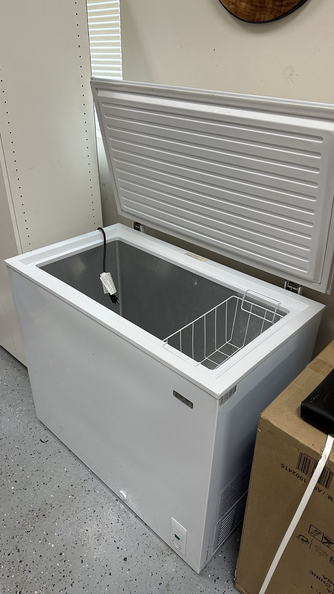 FREE Needs Repair. Freezer