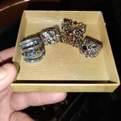 4 Costume Jewelry Rings 
