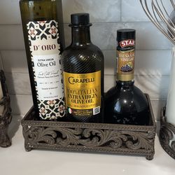 Gg collection napkin holder / oil holder