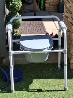 Unused commode chair