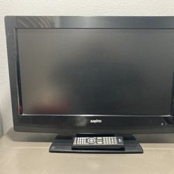 Sanyo TV 26” W/ DVD Video 