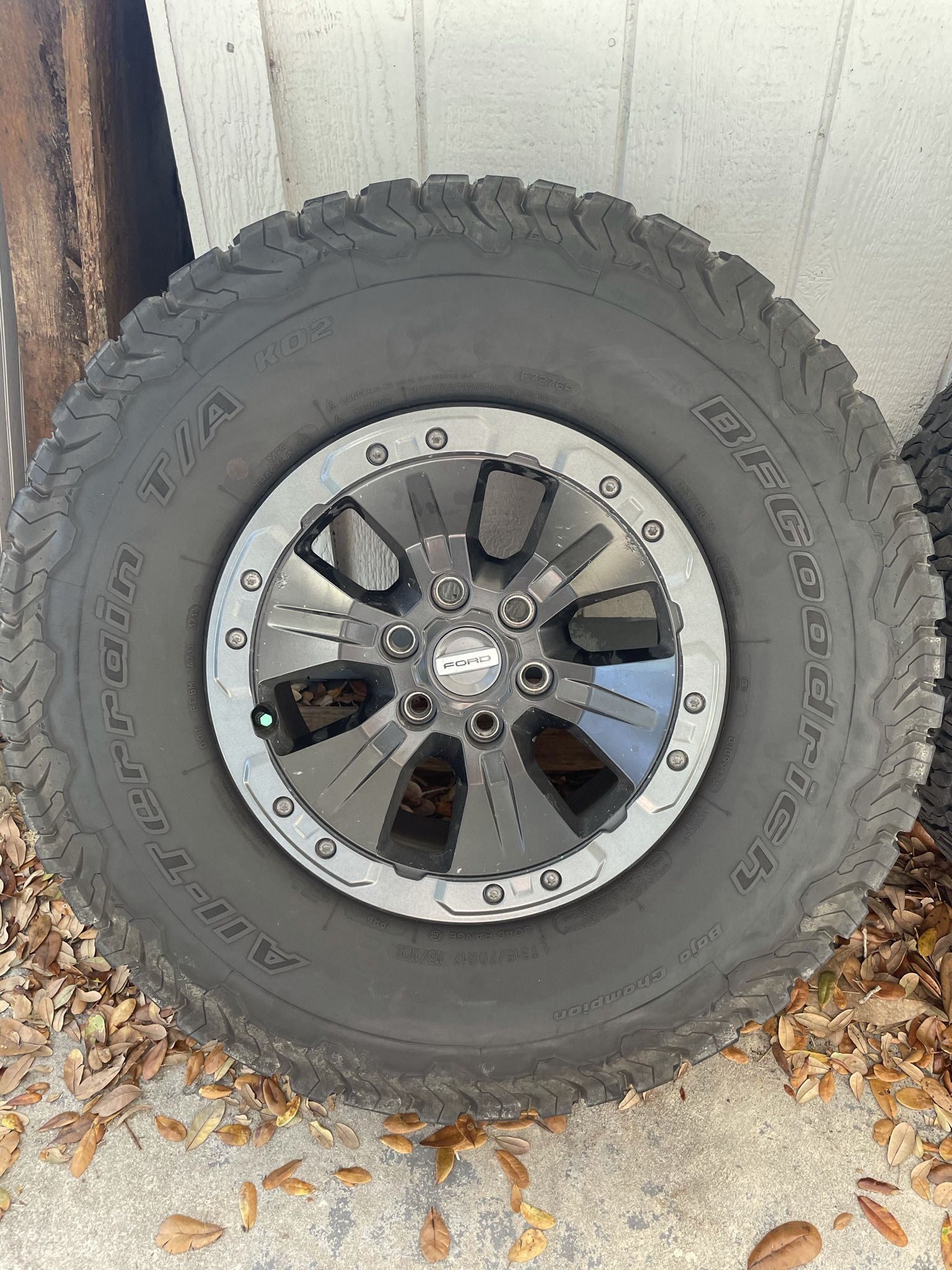 17” Ford Raptor Beadlocks 