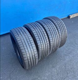 235-65R18 Michelin Brand tires usadas en perfecta condición 80%life