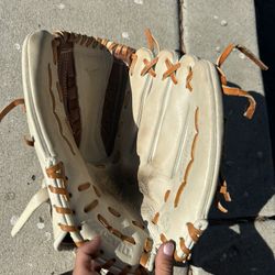 Mizuno MVP Softball Glove