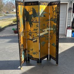 Far East Folding Divider 