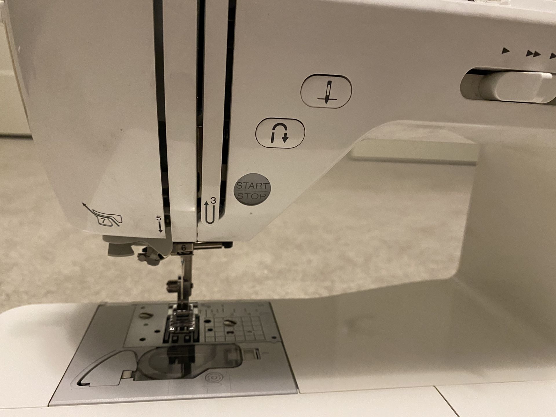 Baby Lock Tempo sewing machine for Sale in Olympia, WA OfferUp