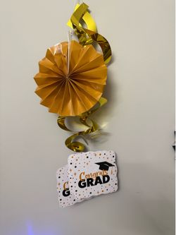 Free graduation decorations