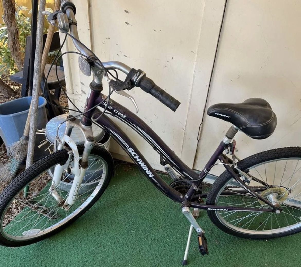 Schwinn Bike Men or woman's 28 inch wheel 21 speed bike $135 $275 • IN STOCK • ALBUQUERQUE, NM