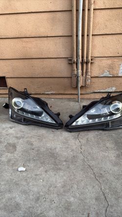 Lexus headlight