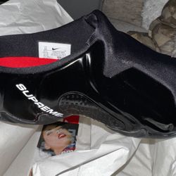 Nike Clogposite Supreme