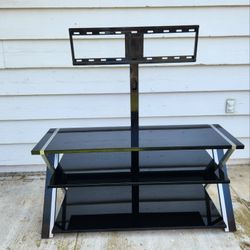 whalen xavier 3 in 1 tv stand for tvs up to 70