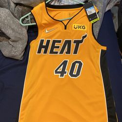 Trophy Gold Udonis Haslam 