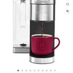 Keurig K-Supreme Single-Serve K-Cup Pod Coffee Maker -Brews Iced Coffee