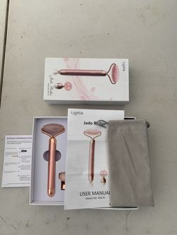Jade Facial Massager