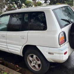 1999 Toyota Rav4