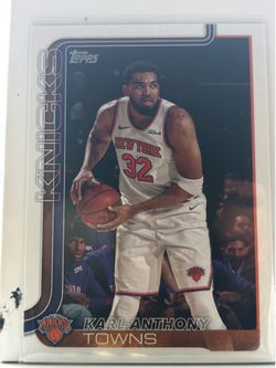 Karl-Anthony Towns 2025 Topps Base #19 New York Knicks