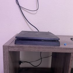 PS4 With 5 Games And 1 Controller