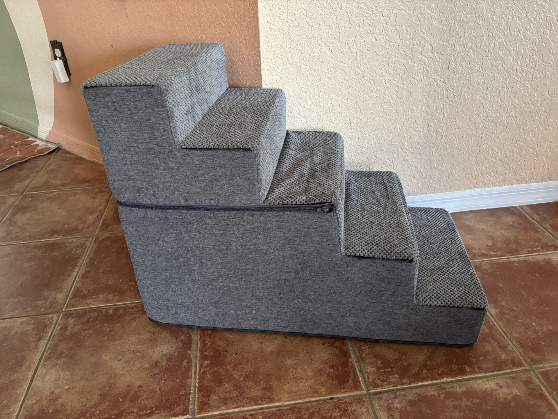 PET STEPS