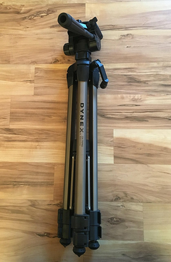 Professional 60" Universal Tripod DX-TRP60