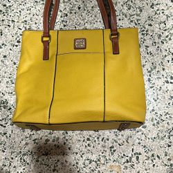 Brand New Dooney And Burke