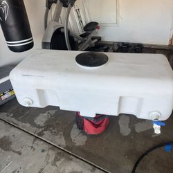 Tanque De Agua De 30 Galones 