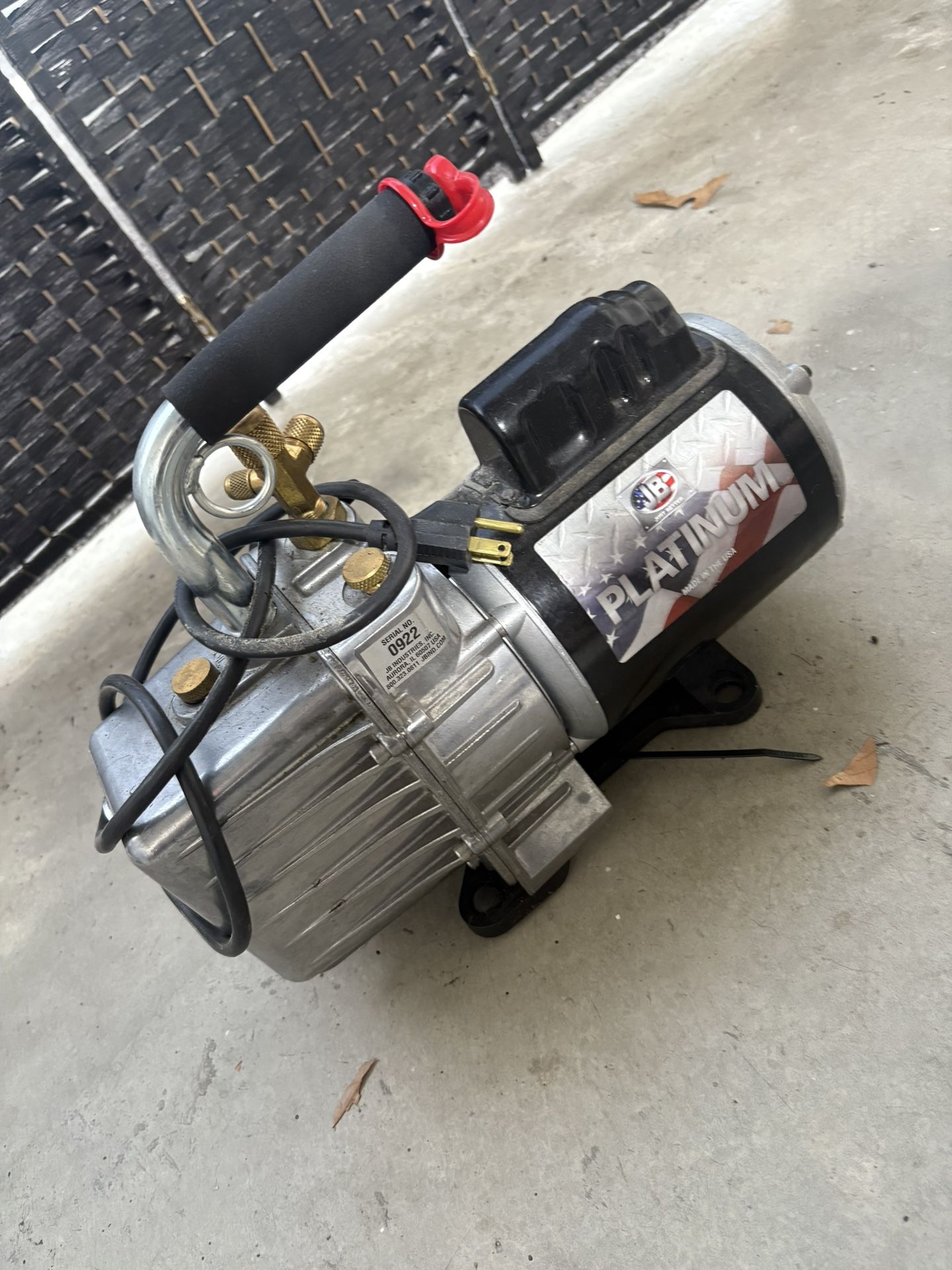 JB platinum HVAC vacuum Pump