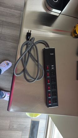 E-macht Power Strip with Individual Switches