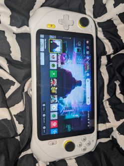 Logitech G Cloud Handheld Gaming Console