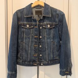 Banana Republic Denim Jacket - XS PETITE