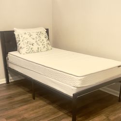 PRICED TO SELL!! Twin bed with mattress