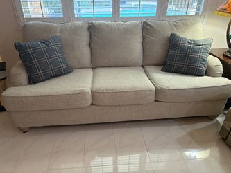 Traemore Linen Sofa & Love Seat
