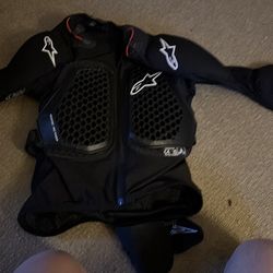 Bionic action v2 protection youth size L/XL