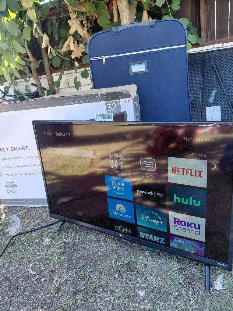 Tcl Ruku 32