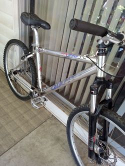 GIANT Aluminum bike LIGHTWEIGHT